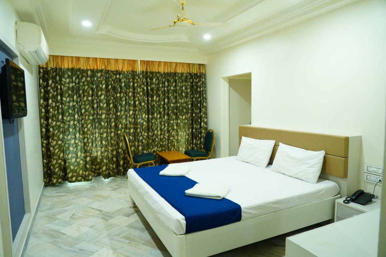 Hotel Swagath Grand Miryalaguda Miriālgūda Екстериор снимка